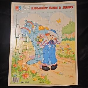 1987 MB Raggedy Ann & Andy Puzzle - 25 Pieces